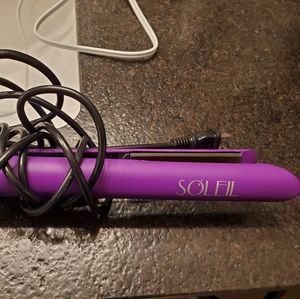 Soleil Flat Iron